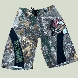 Metal Mulisha Men's Medium Board Shorts Camo Realtree Xtra Swim Trunks NWT